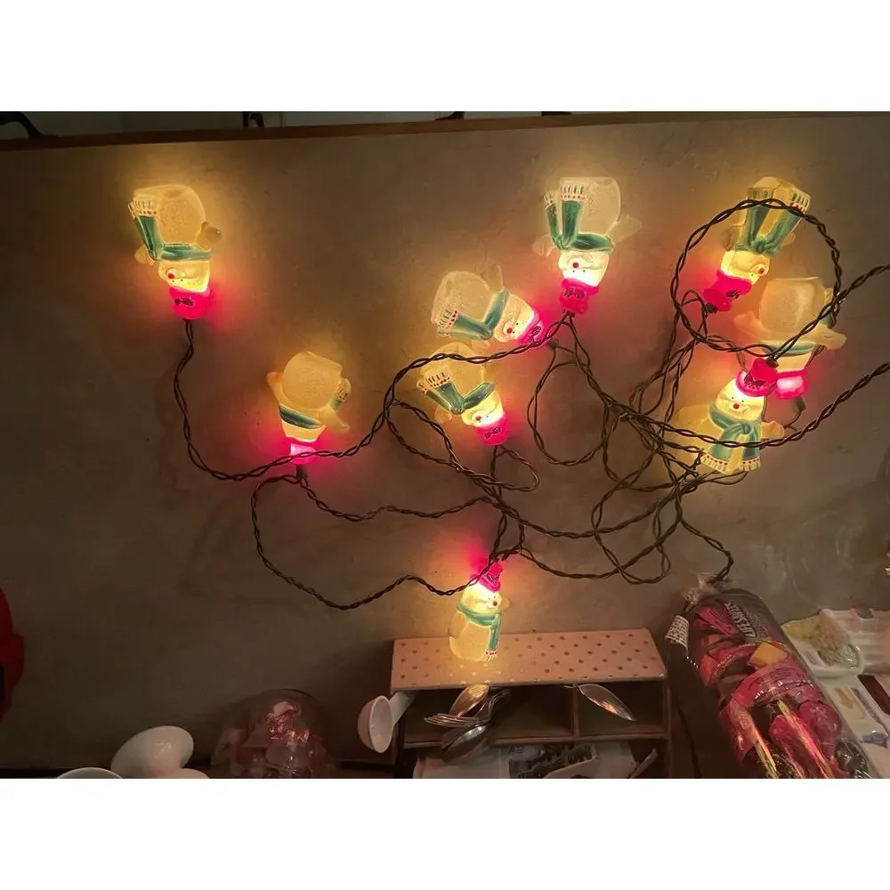 Vintage 10Pc 3.5” Snowman Blow Mold String Lights ..Lights Tested Works